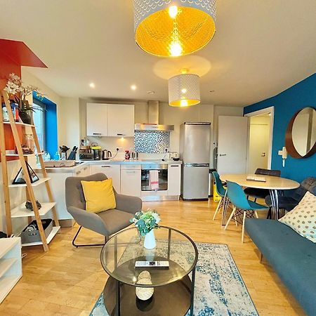Skyview Apartment By Noknokstay - City Centre With Parking - Group, Family, Business 谢菲尔德 外观 照片