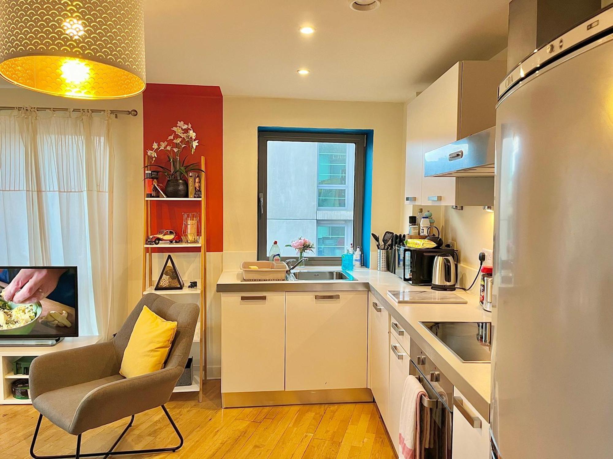 Skyview Apartment By Noknokstay - City Centre With Parking - Group, Family, Business 谢菲尔德 外观 照片