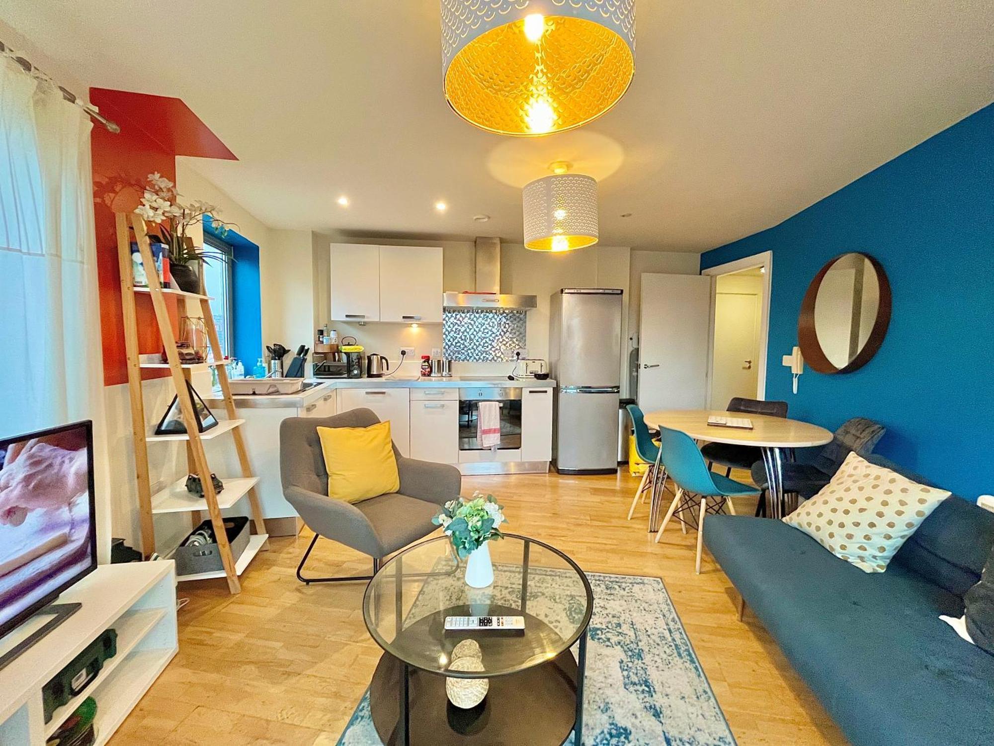 Skyview Apartment By Noknokstay - City Centre With Parking - Group, Family, Business 谢菲尔德 外观 照片