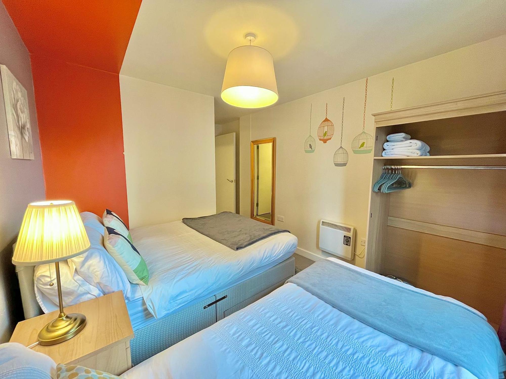 Skyview Apartment By Noknokstay - City Centre With Parking - Group, Family, Business 谢菲尔德 外观 照片