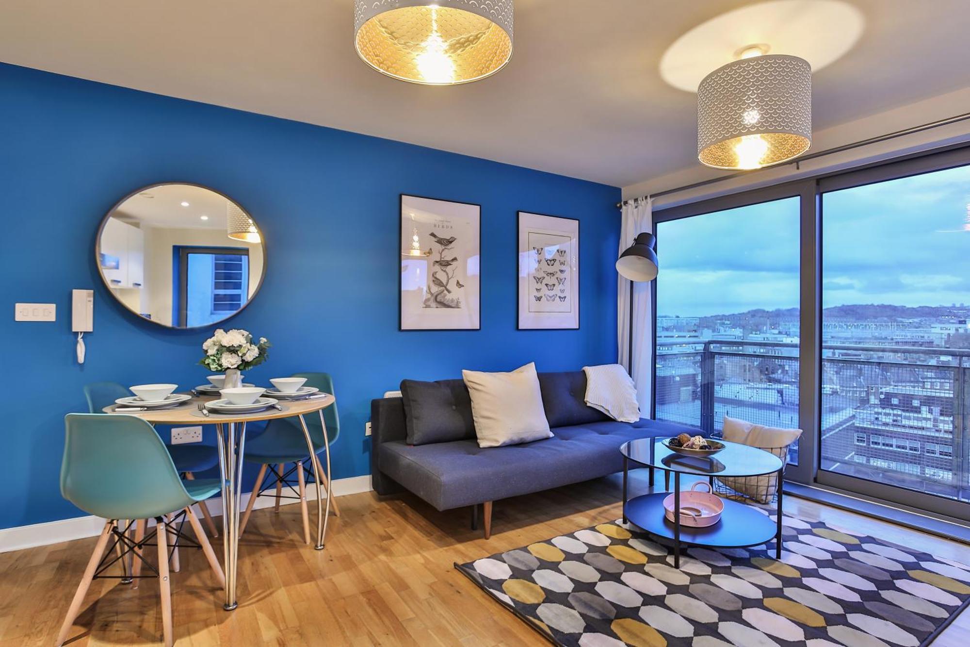 Skyview Apartment By Noknokstay - City Centre With Parking - Group, Family, Business 谢菲尔德 外观 照片