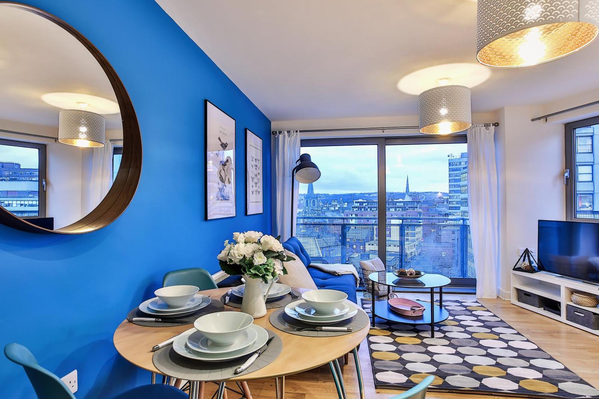 Skyview Apartment By Noknokstay - City Centre With Parking - Group, Family, Business 谢菲尔德 外观 照片