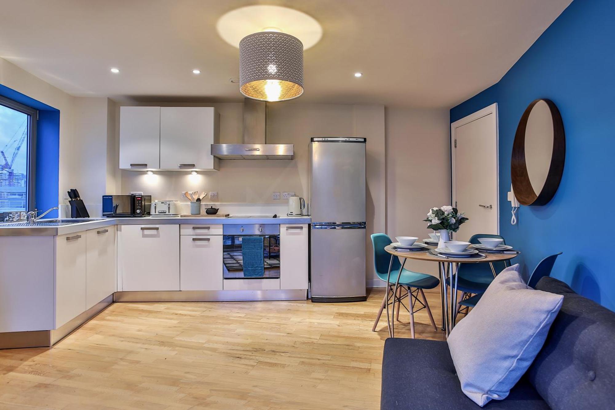 Skyview Apartment By Noknokstay - City Centre With Parking - Group, Family, Business 谢菲尔德 外观 照片
